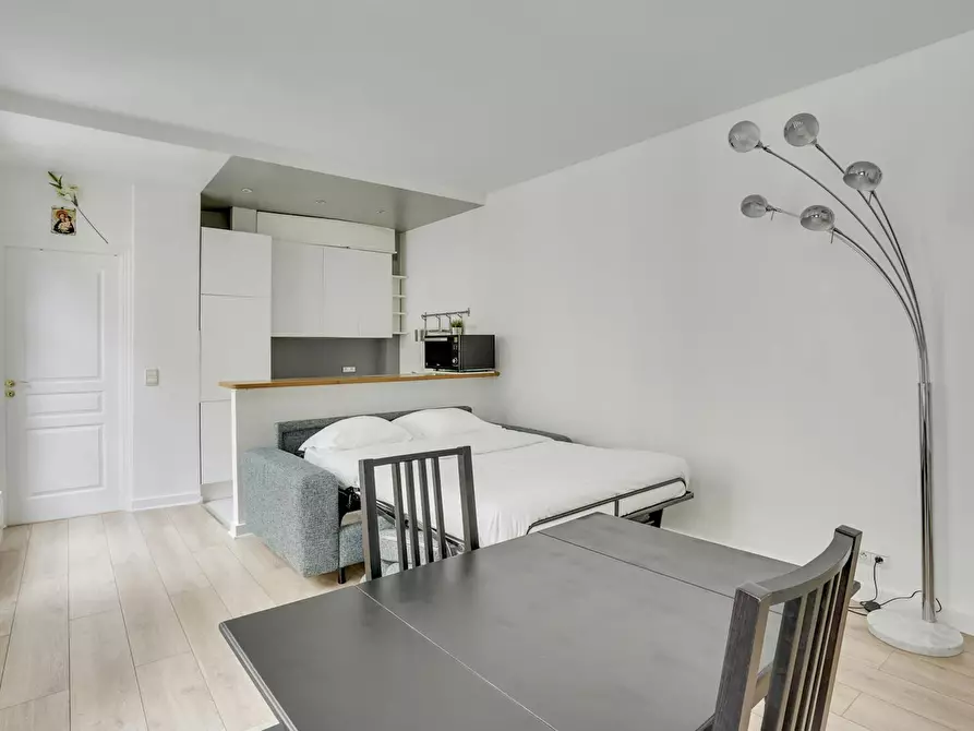 Immagine 5 di Appartamento in affitto  in Rue de la Cossonnerie a Paris