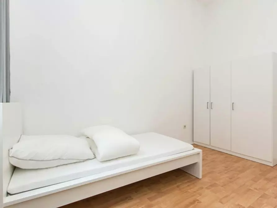 Immagine 2 di Camera in affitto  in Mehringdamm a Berlin Kreuzberg