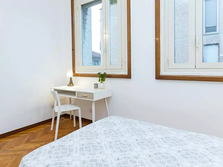 Immagine 4 di Camera in affitto  in Via del Don a Milano