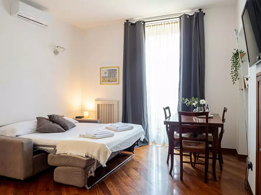 Immagine 6 di Appartamento in affitto  in Viale Lunigiana a Milano