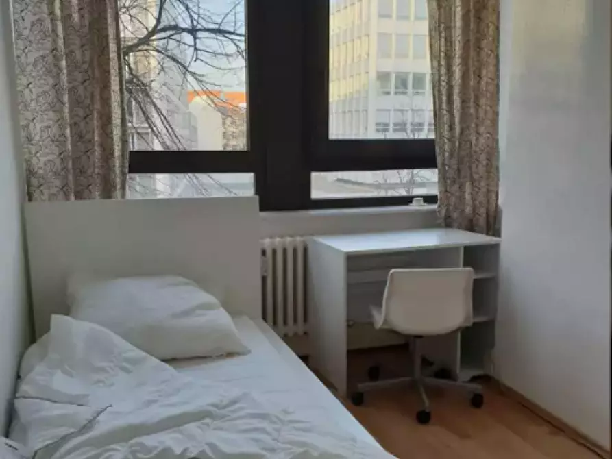 Immagine 1 di Camera in affitto  in Bismarckstraße a Berlin