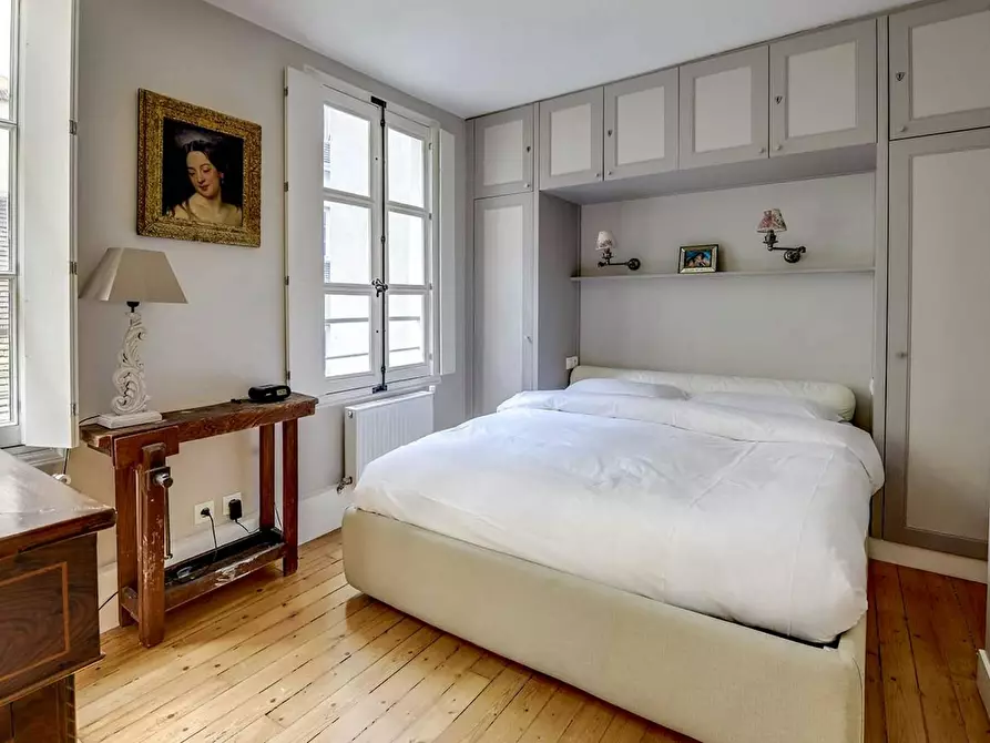 Immagine 3 di Appartamento in affitto  in Rue des Fontaines du Temple a Paris 03