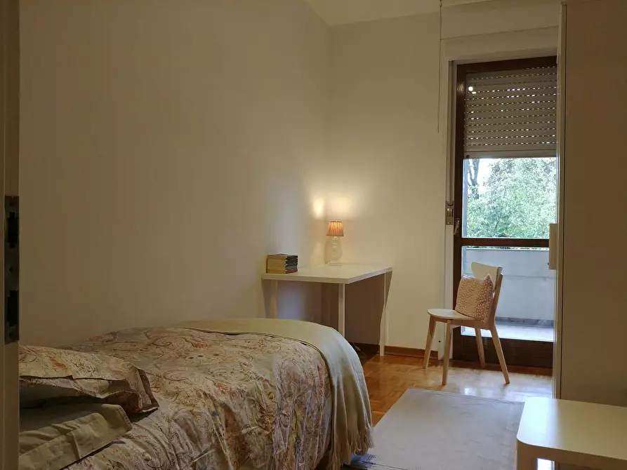 Immagine 7 di Camera in affitto  in Via Luigi Pellizzo a Padova
