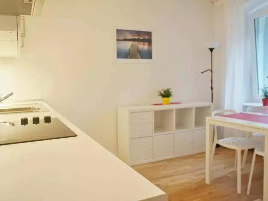Immagine 9 di Appartamento in affitto  in Gürtelstraße a Berlin Friedrichshain