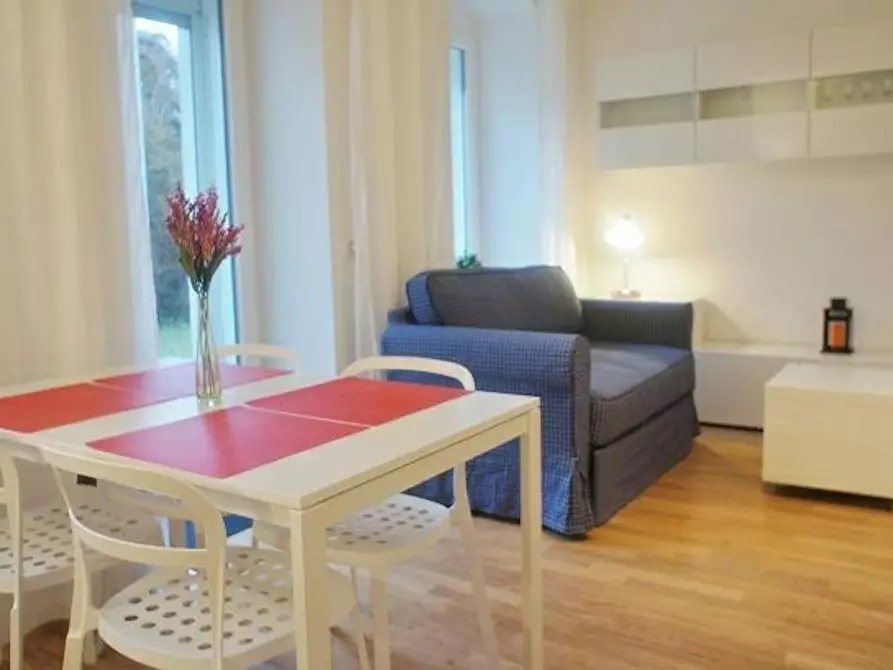 Immagine 2 di Appartamento in affitto  in Gürtelstraße a Berlin Friedrichshain