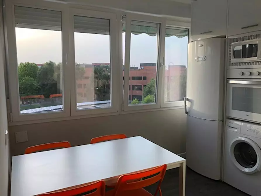 Immagine 6 di Camera in affitto  in Calle del Alhelí a Getafe