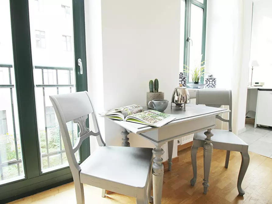 Immagine 4 di Appartamento in affitto  in Oranienburger Straße a Berlin