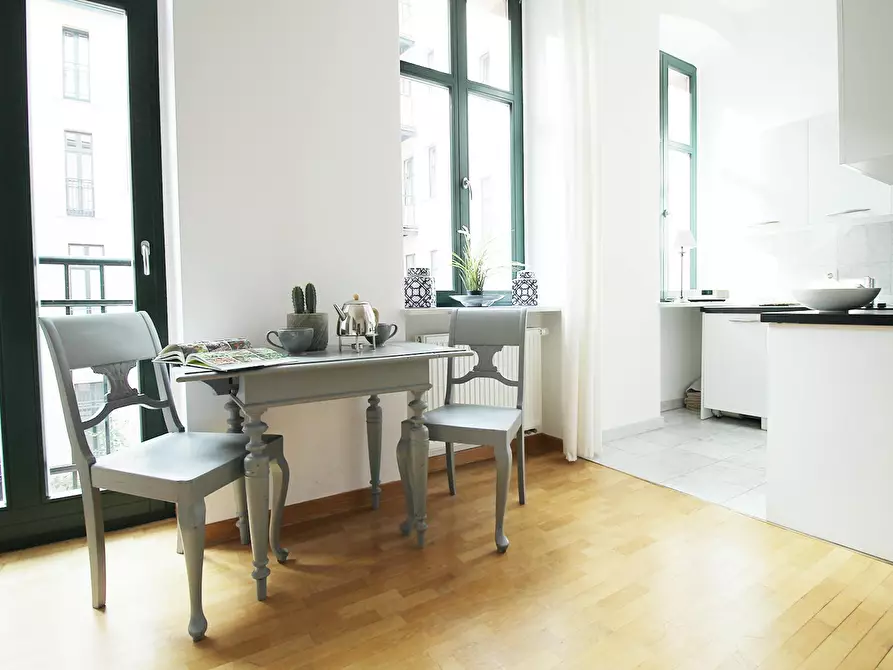 Immagine 7 di Appartamento in affitto  in Oranienburger Straße a Berlin