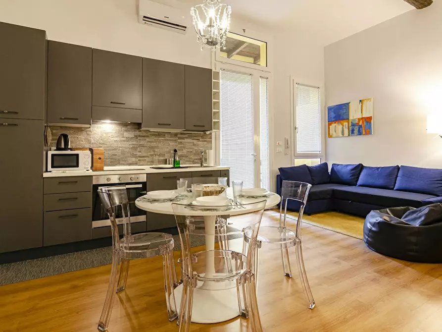 Immagine 5 di Appartamento in affitto  in Via Santo Stefano a Bologna