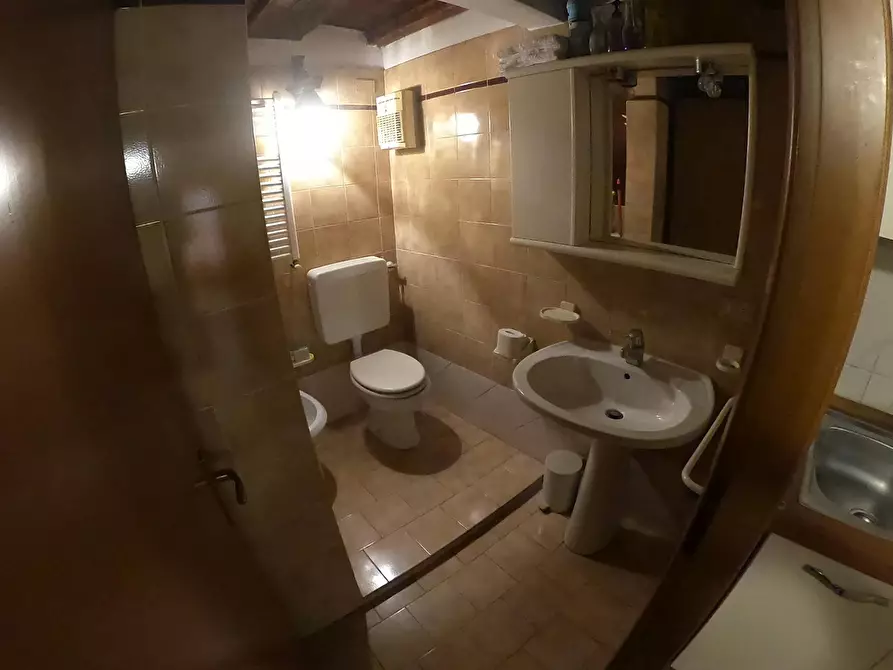 Immagine 6 di Appartamento in affitto  in Borgo Tegolaio a Firenze