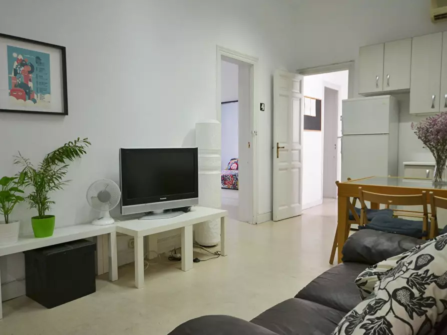 Immagine 10 di Camera in affitto  in Calle de las Fuentes a Madrid