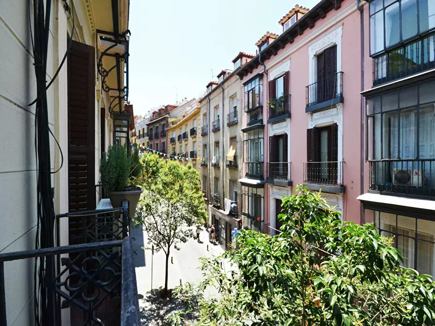 Immagine 9 di Camera in affitto  in Calle de las Fuentes a Madrid