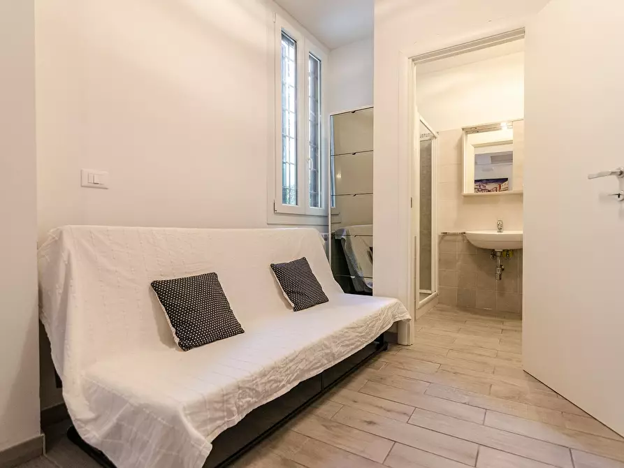 Immagine 10 di Appartamento in affitto  in Via Arienti a Bologna