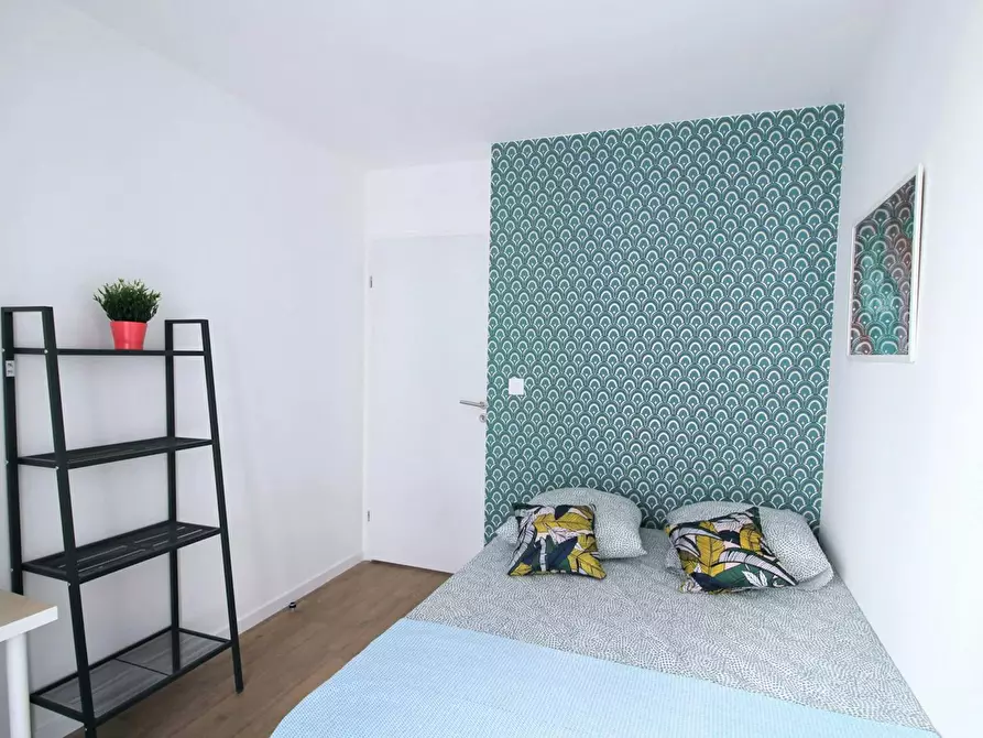 Immagine 2 di Camera in affitto  in Rue Mozart a Clichy