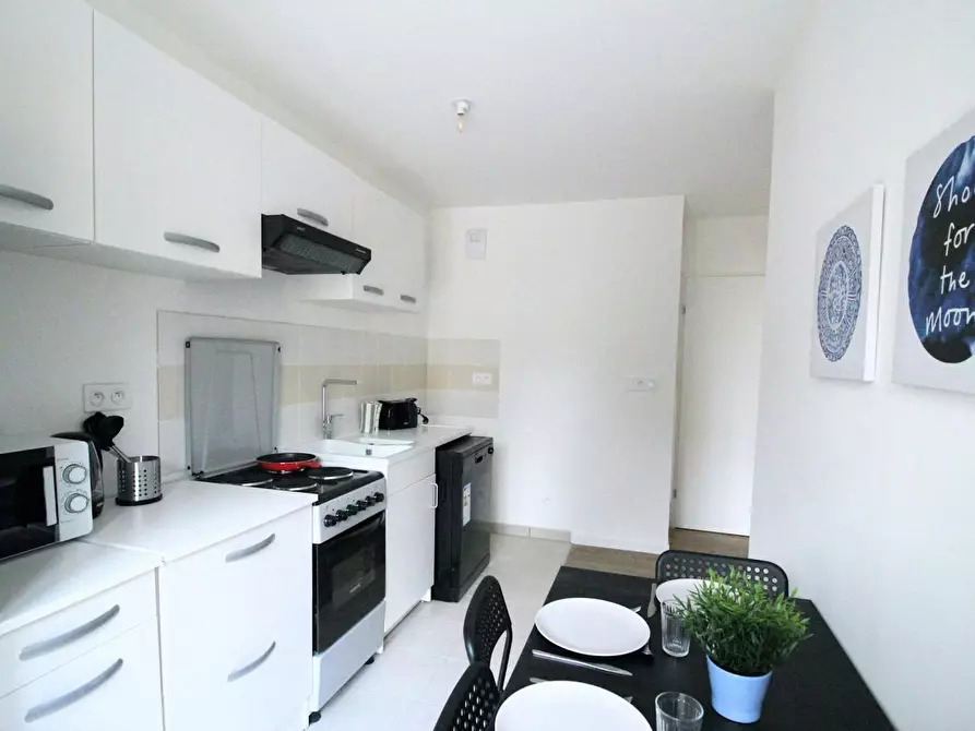 Immagine 7 di Camera in affitto  in Rue Mozart a Clichy