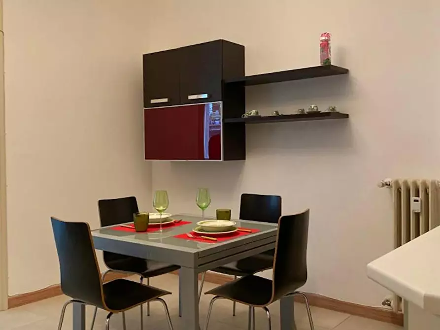 Immagine 10 di Appartamento in affitto  in Via Luigi Settembrini a Milano