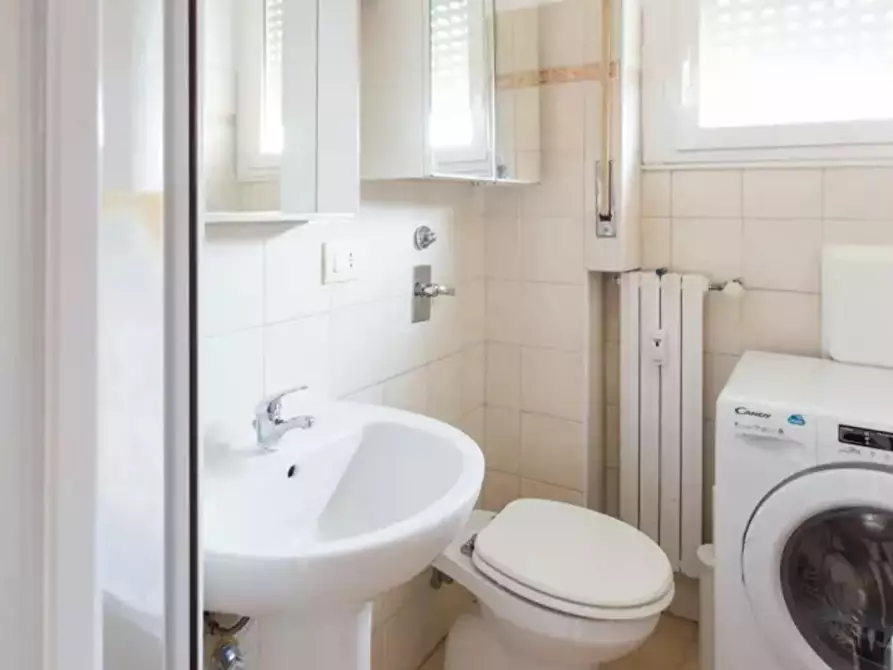 Immagine 9 di Camera in affitto  in Via Bartolomeo d'Alviano a Milano