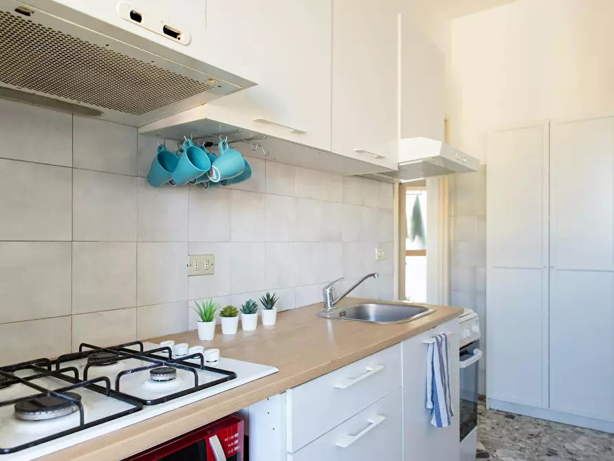 Immagine 7 di Camera in affitto  in Via Vettabbia a Milano