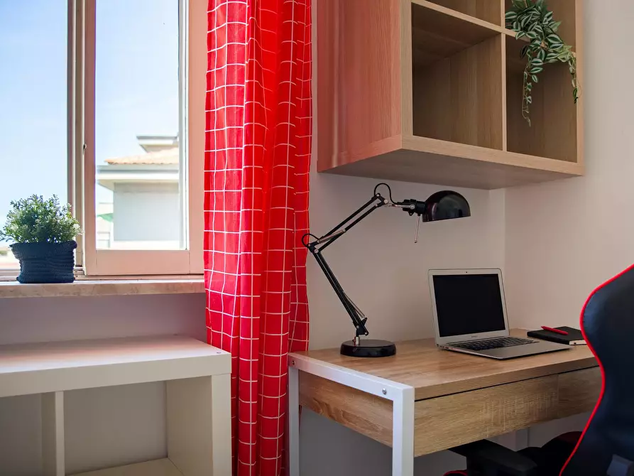 Immagine 5 di Camera in affitto  in Via Vettabbia a Milano