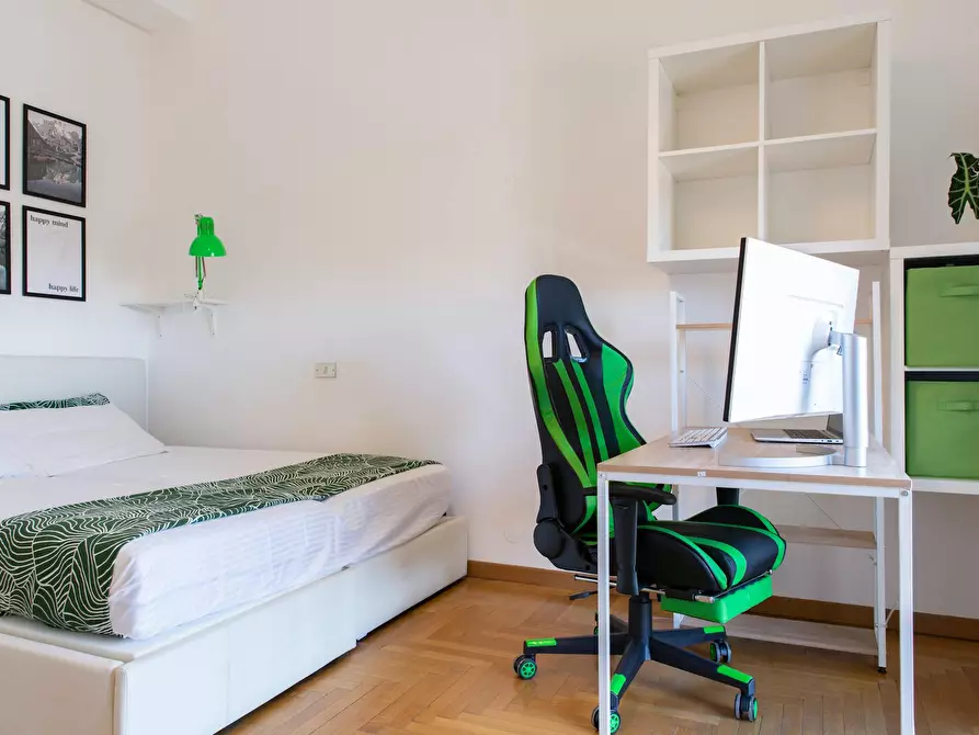 Immagine 1 di Camera in affitto  in Via Vettabbia a Milano