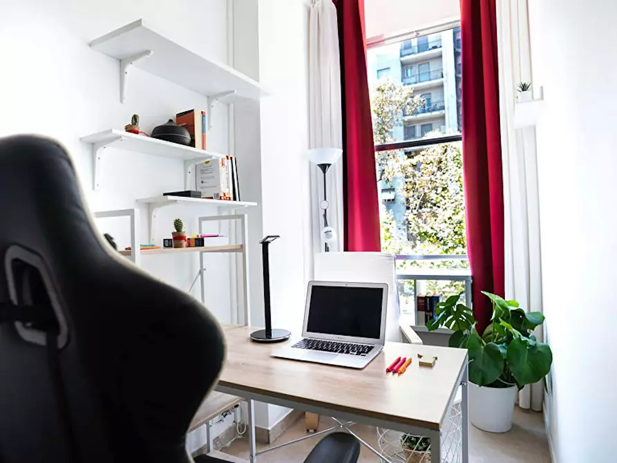 Immagine 5 di Camera in affitto  in Viale Papiniano a Milano