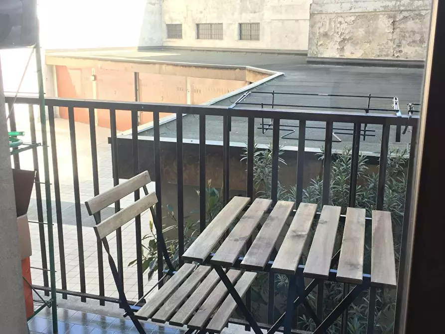 Immagine 5 di Camera in affitto  in Via Carlo Valvassori Peroni a Milano