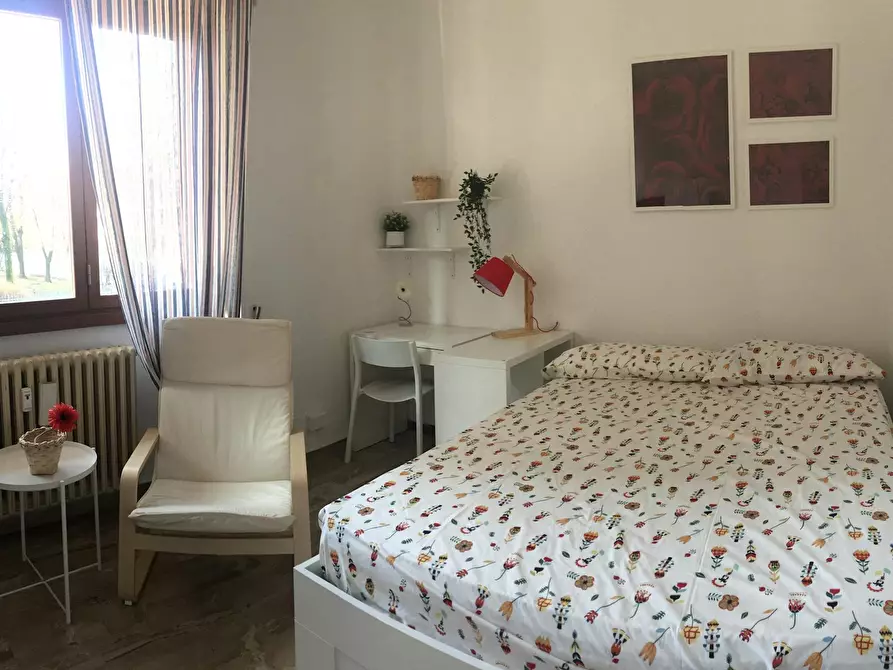 Immagine 1 di Camera in affitto  in Via Carlo Valvassori Peroni a Milano