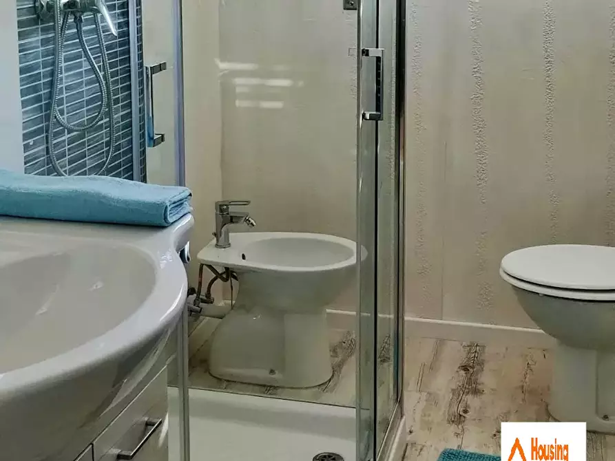 Immagine 4 di Camera in affitto  in Via Luciano Manara a Padova