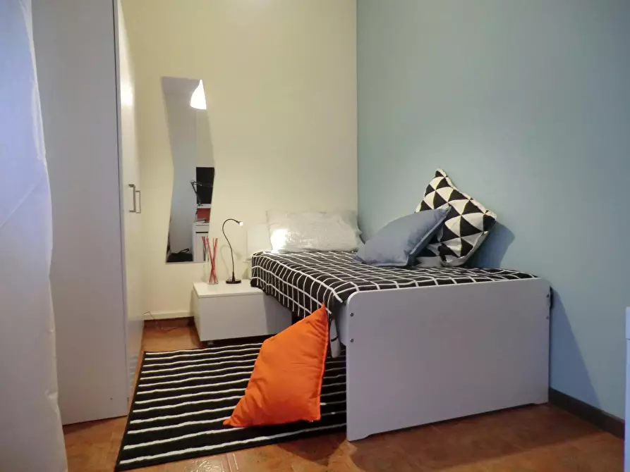 Immagine 1 di Camera in affitto  in Via San Roberto Bellarmino a Padova