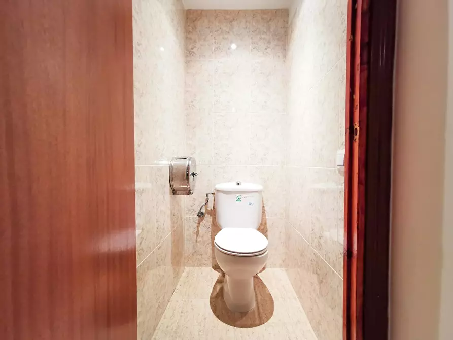 Immagine 10 di Camera in affitto  in Calle de Beatriz de Bobadilla a Madrid