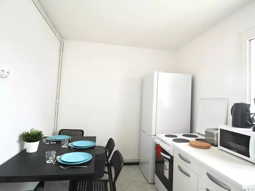 Immagine 5 di Camera in affitto  in Square Vitruve a Paris 20