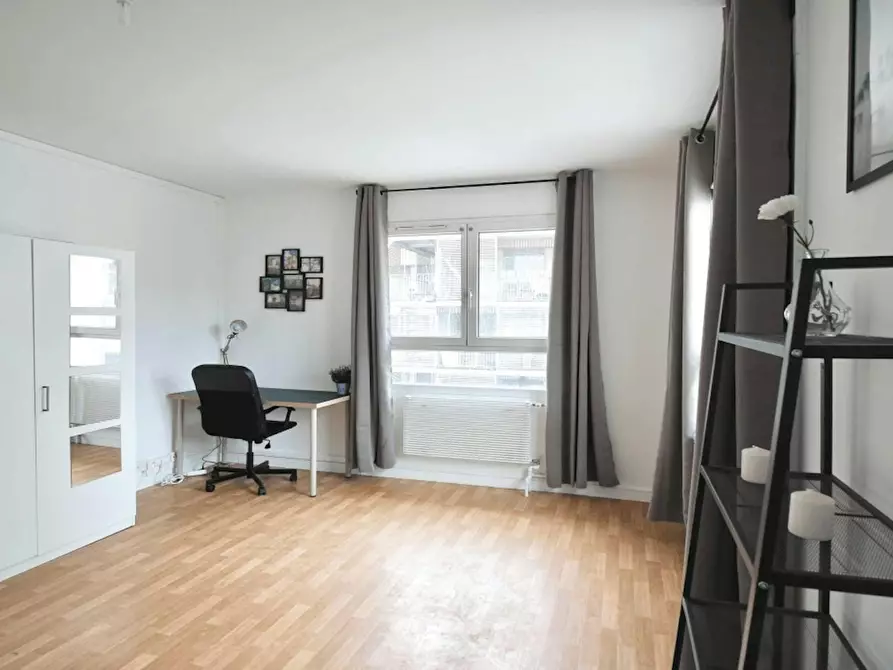 Immagine 3 di Camera in affitto  in Square Vitruve a Paris 20