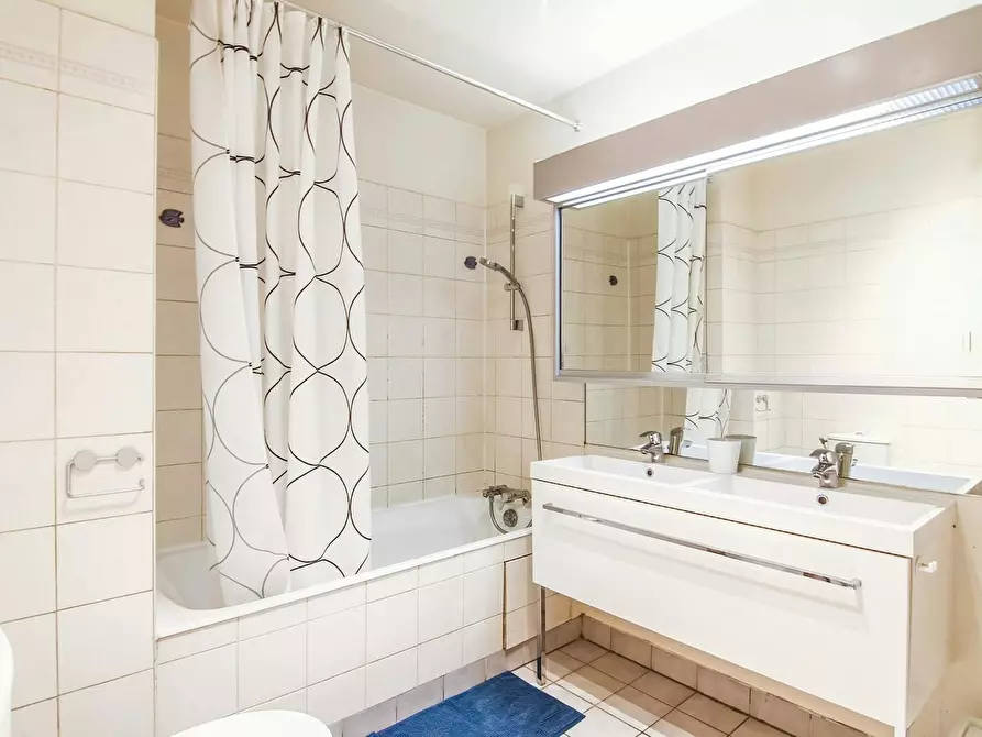 Immagine 6 di Camera in affitto  in Avenue d'Alsace-Lorraine a Rueil-Malmaison