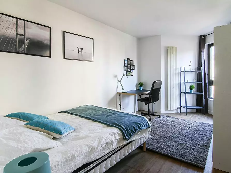 Immagine 2 di Camera in affitto  in Avenue d'Alsace-Lorraine a Rueil-Malmaison