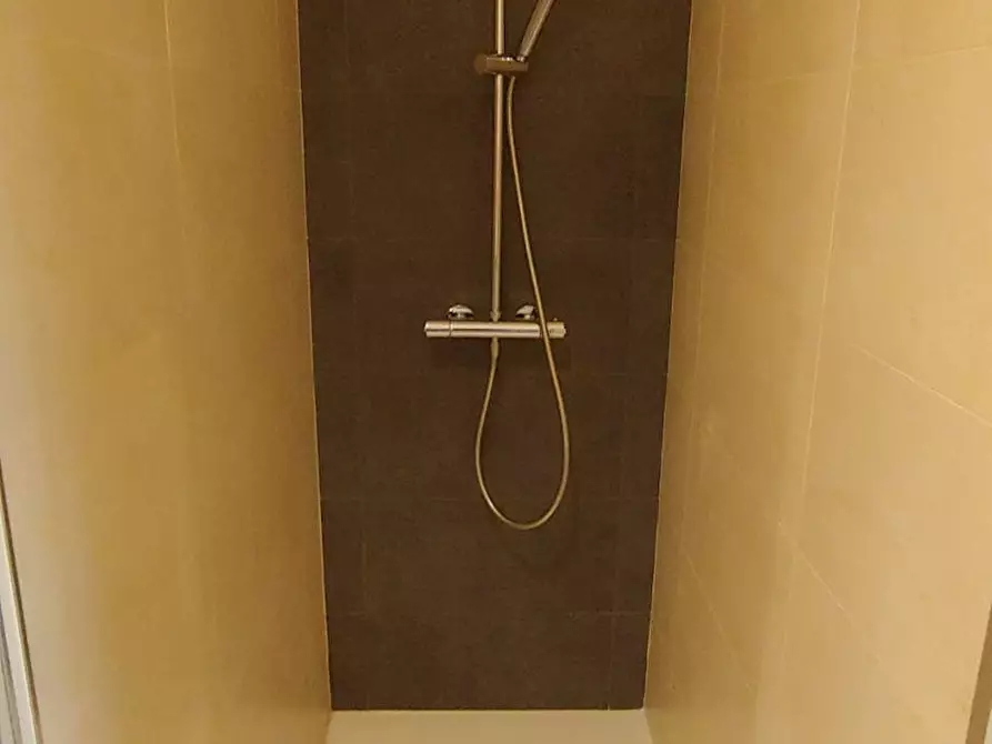 Immagine 10 di Appartamento in affitto  in Via Francesco Baracca a Bologna