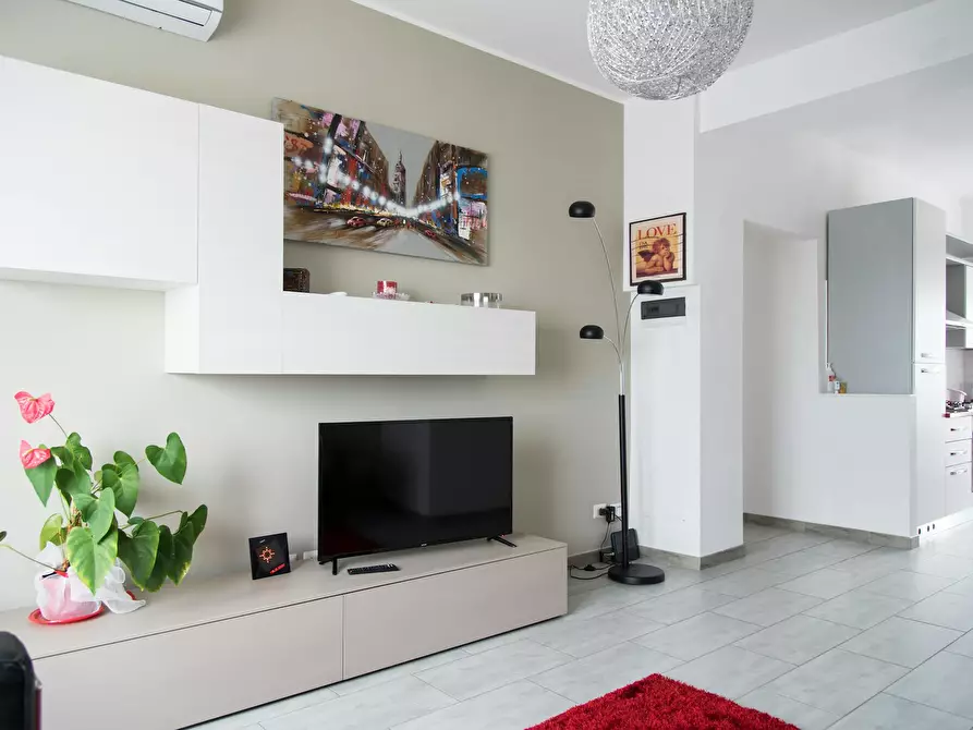 Immagine 9 di Appartamento in affitto  in Via delle Genziane a Milano