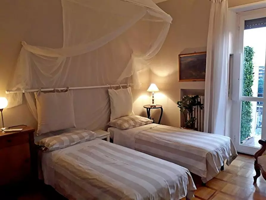 Immagine 2 di Camera in affitto  in Corso Sempione a Milano