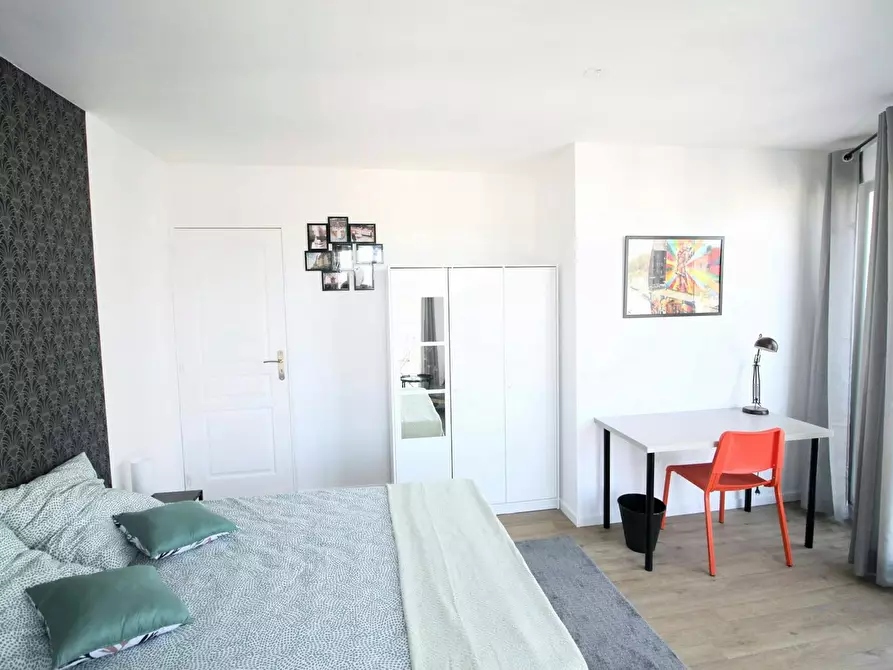 Immagine 3 di Camera in affitto  in Rue Mozart a Clichy