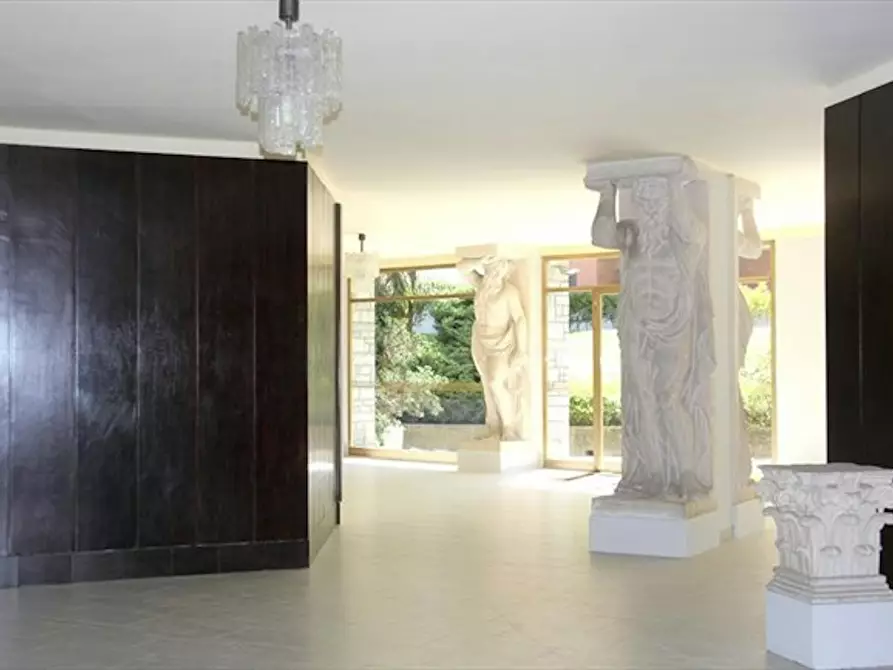 Immagine 5 di Camera in affitto  in Via dell'Assunta a Milano