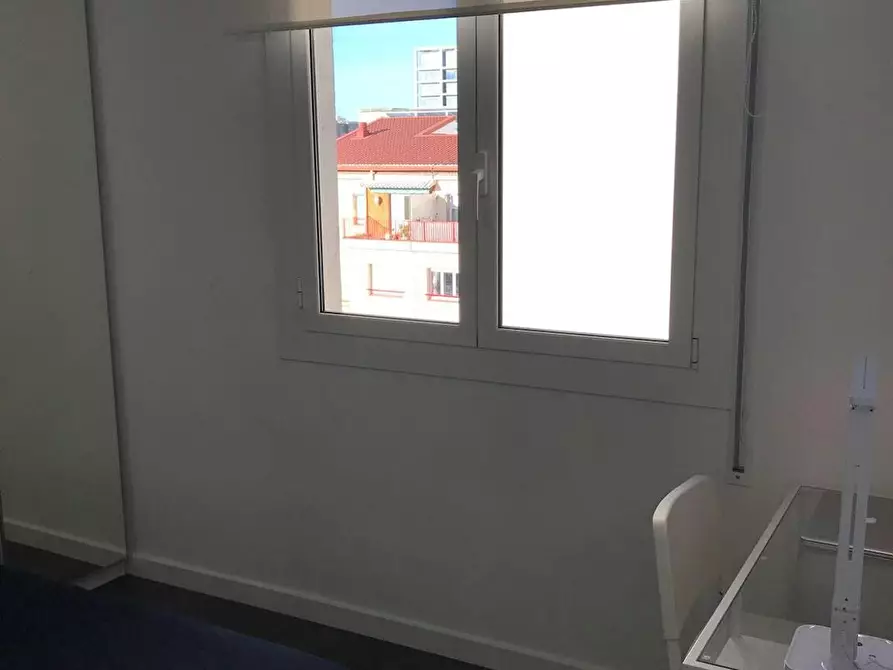 Immagine 3 di Camera in affitto  in Avinguda del Paral.lel a Barcelona