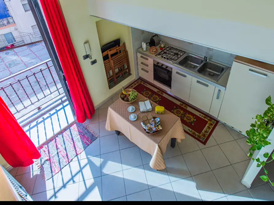 Immagine 7 di Appartamento in affitto  in Via Gioacchino Toma a Napoli