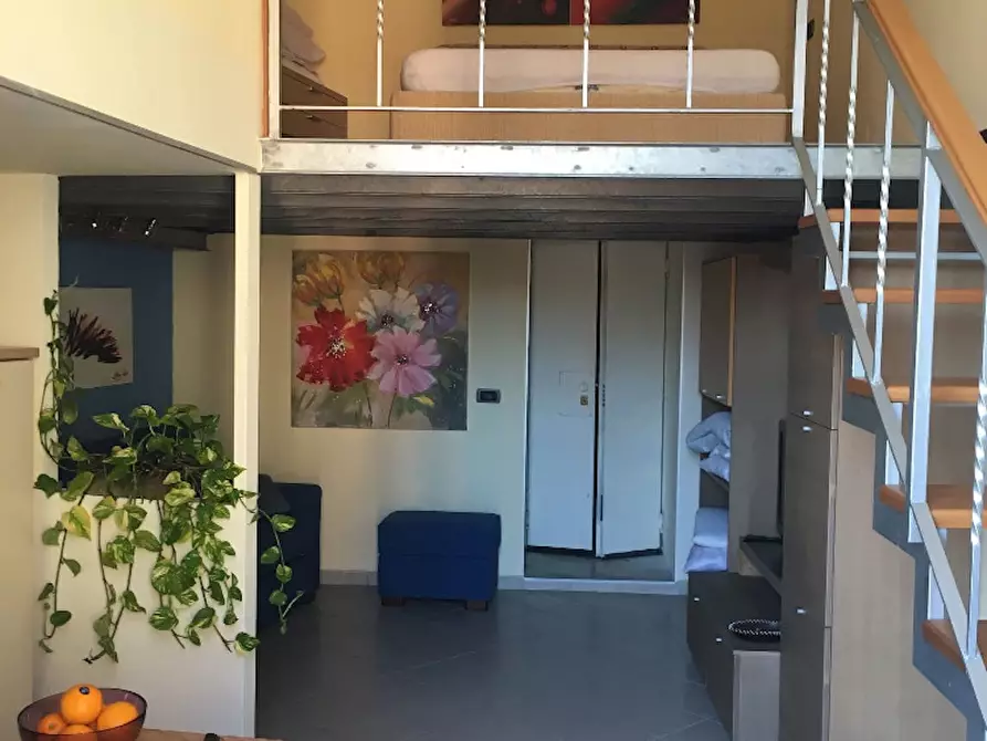 Immagine 9 di Appartamento in affitto  in Via Gioacchino Toma a Napoli