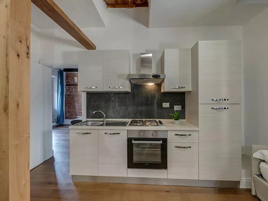 Immagine 2 di Appartamento in affitto  in Via Giuseppe Verdi a Firenze