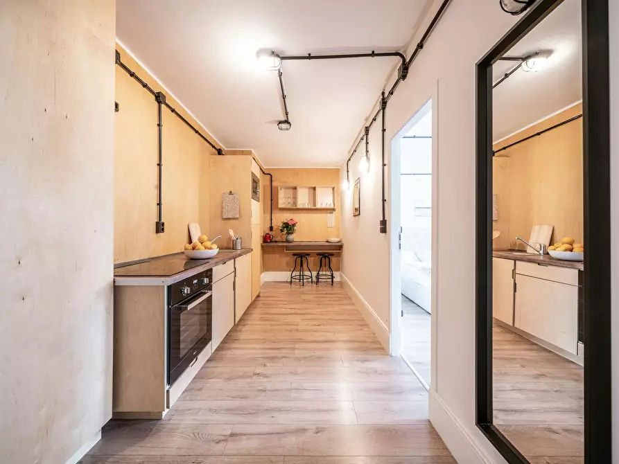 Immagine 4 di Appartamento in affitto  in Leibnizstraße a Berlin