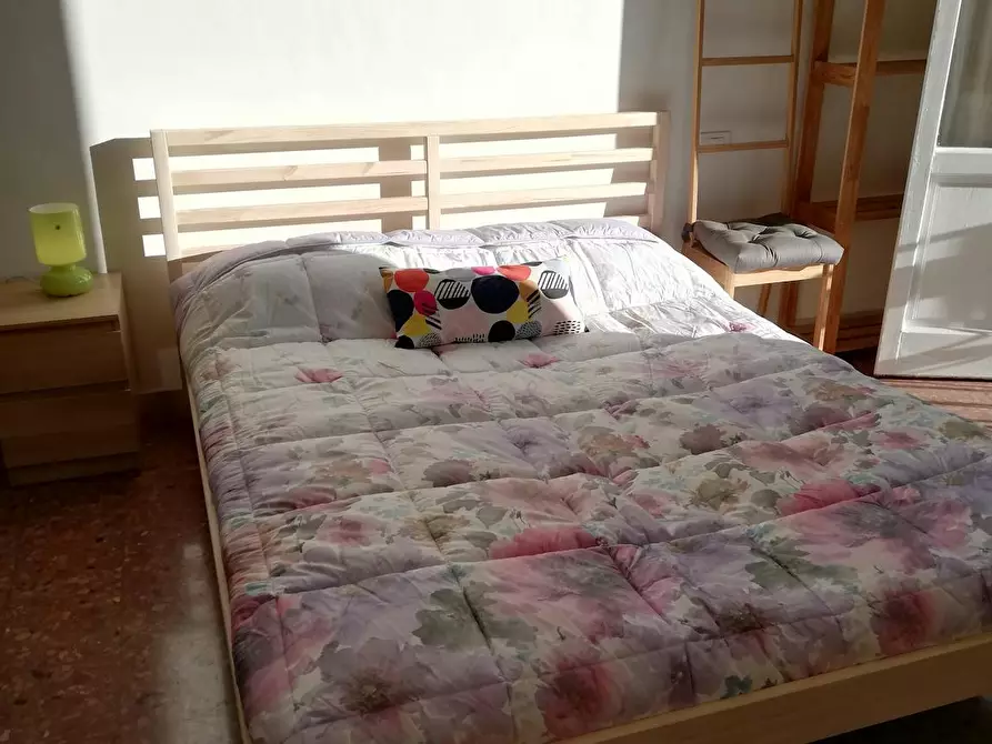 Immagine 5 di Camera in affitto  in Via del Campuccio a Firenze