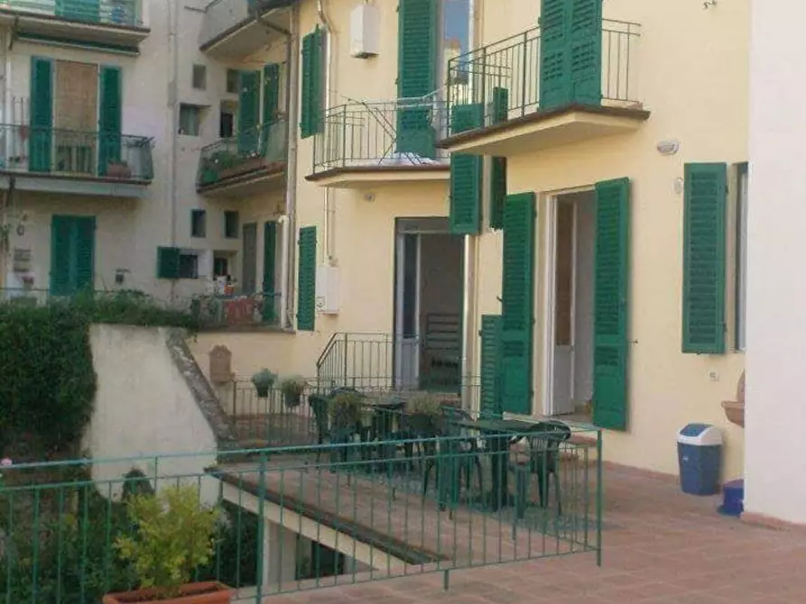 Immagine 10 di Camera in affitto  in Via del Campuccio a Firenze