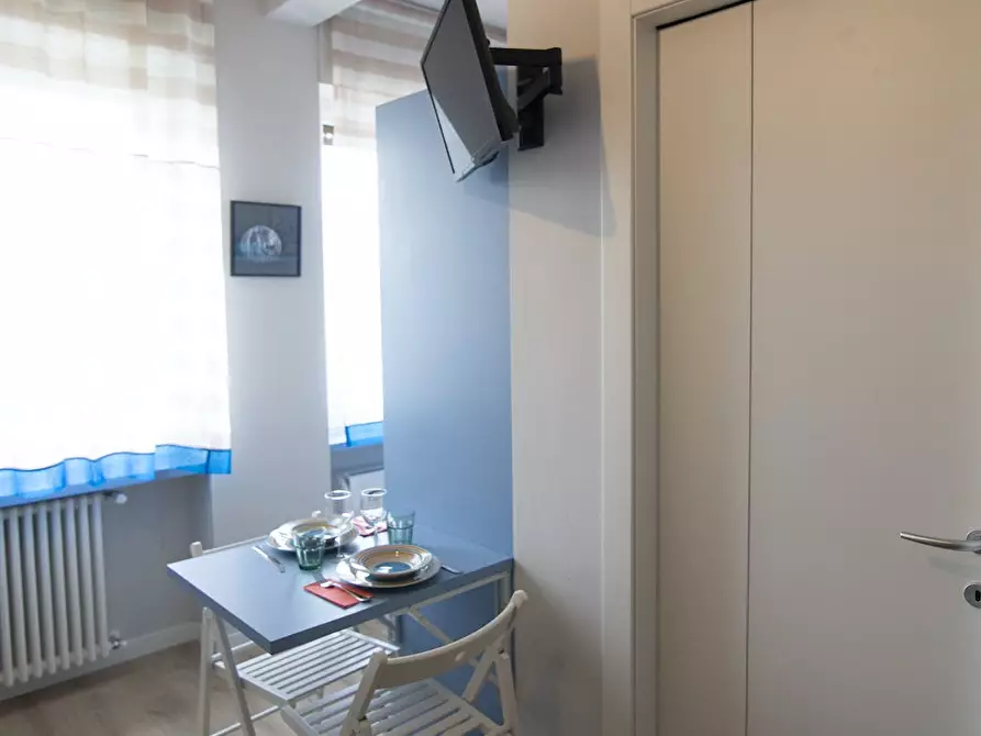 Immagine 10 di Appartamento in affitto  in Via Giovanni Battista Sammartini a Milano