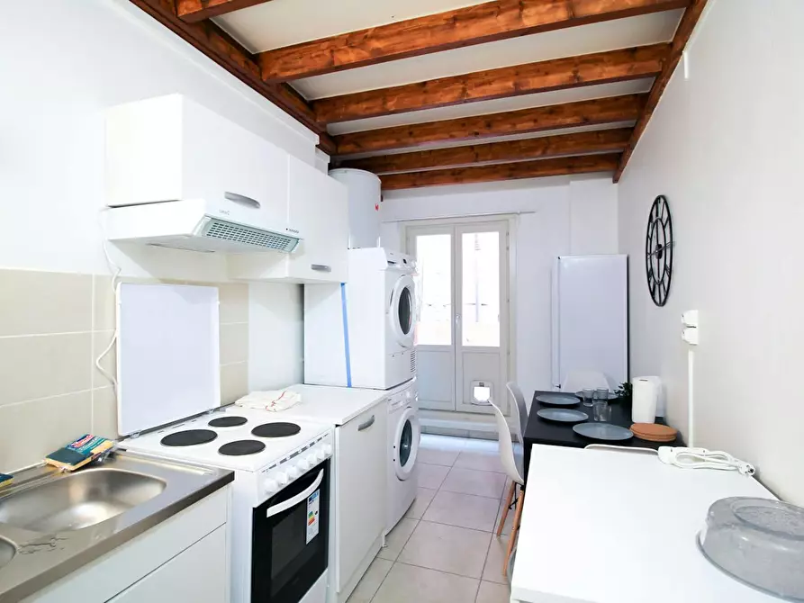 Immagine 5 di Camera in affitto  in Montée Saint-Barthélemy a Lyon 05