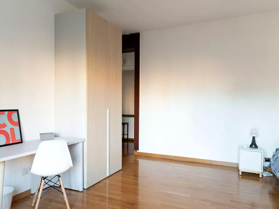 Immagine 7 di Appartamento in affitto  in Viale Carlo Troya a Milano