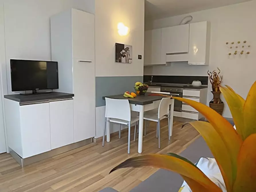 Immagine 5 di Appartamento in affitto  in Via Giuseppe Candiani a Milano